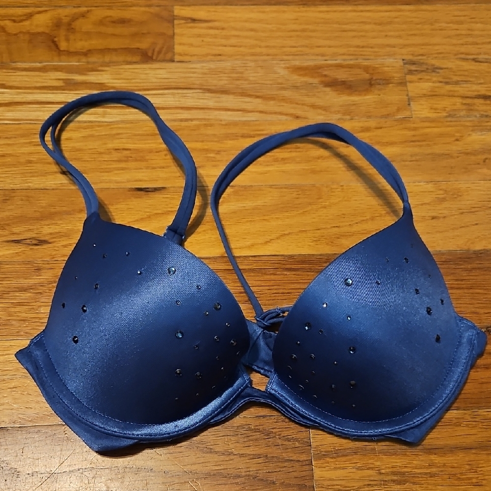 EUC Victoria's Secret Blue Bra 32A
